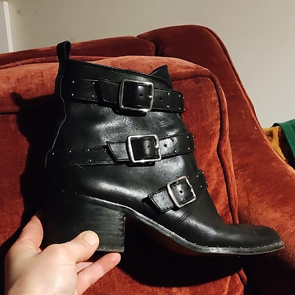 Leather Lord & Taylor Black Ankle Boots